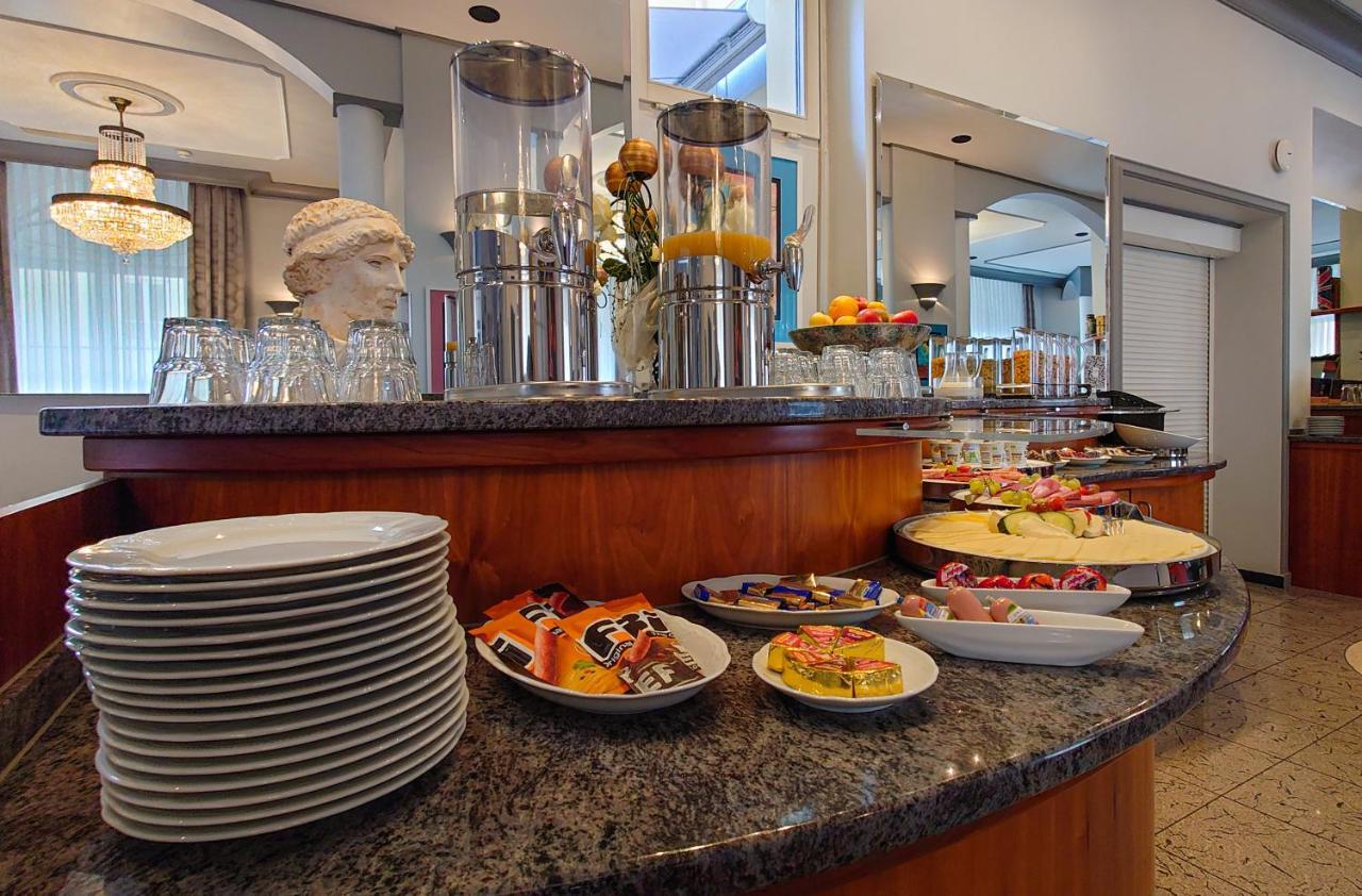 Apartment Hotel Kral - Business Hotel & Serviced Apartments Erlangen Bagian luar foto